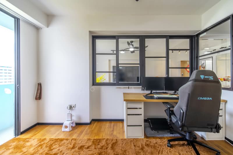 308A Punggol Walk HDB Flat For Sale at S$ 825,000 | PropertyGuru Singapore - Study