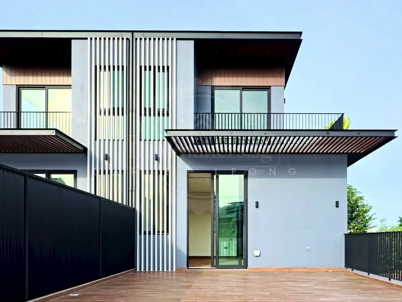 ❤ DEALMAKERS ✨ BRAND NEW IN D16! ONLY $2,2XXpsf! VALUE FOR MONEY! Semi-Detached House For Sale at S$ 8,288,000 | PropertyGuru Singapore - Exterior