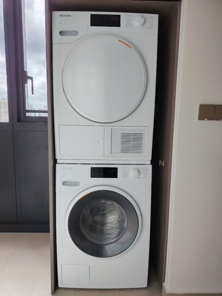 Perfect Ten Condominium For Sale at S$ 4,500,000 | PropertyGuru Singapore - Interior