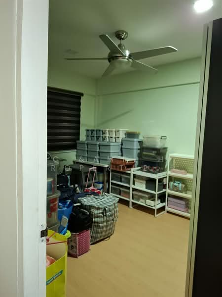 233 Jurong East Street 21 HDB Flat For Sale at S$ 500,000 | PropertyGuru Singapore - Interior
