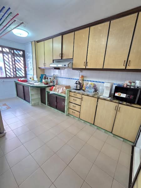 434 Bukit Panjang Ring Road HDB Flat For Sale at S$ 680,000 | PropertyGuru Singapore - Kitchen