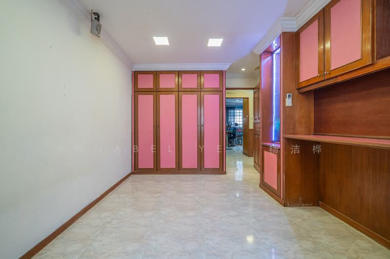 274 Yishun Street 22 HDB Flat For Sale at S$ 538,000 | PropertyGuru Singapore - Interior