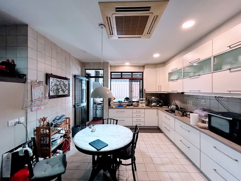 Value Buy Semi-Detached Semi-Detached House For Sale at S$ 5,299,000 | PropertyGuru Singapore - Kitchen