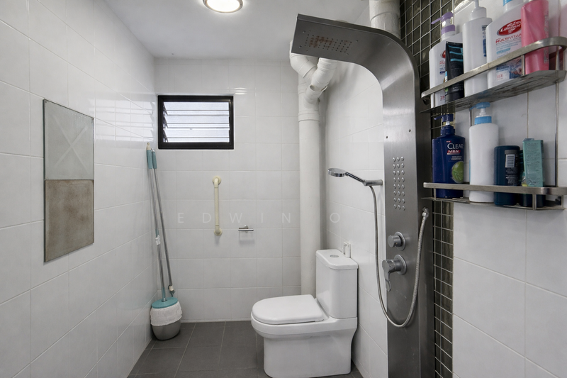 773 Yishun Avenue 3 HDB Flat For Sale at S$ 428,000 | PropertyGuru Singapore - Bathroom
