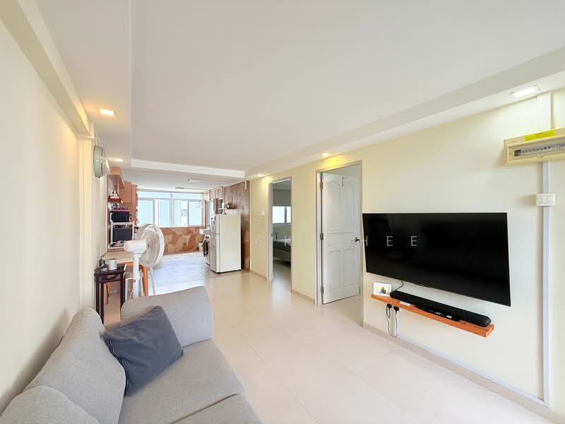 502 Bedok North Street 3 HDB Flat For Sale at S$ 368,000 | PropertyGuru Singapore - Living Room