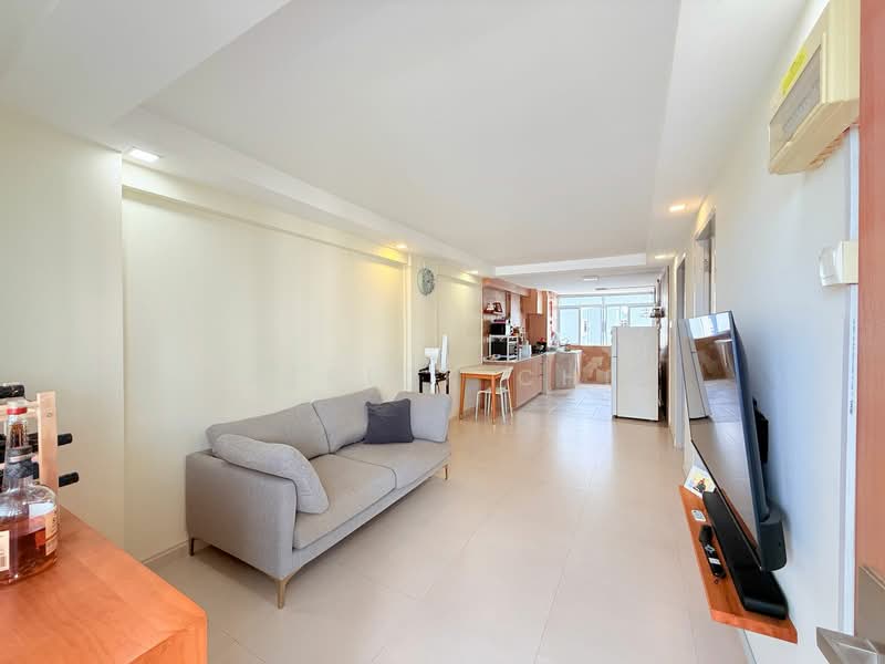 502 Bedok North Street 3 HDB Flat For Sale at S$ 368,000 | PropertyGuru Singapore - Living Room