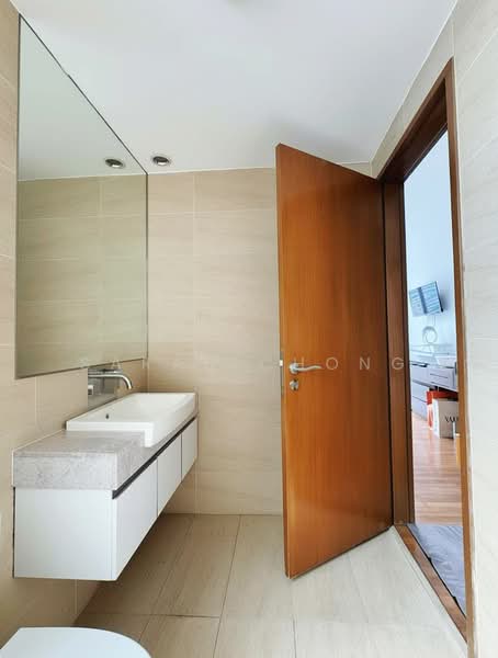 Citylights, 80 Jellicoe Road, 3 Bedrooms, 1,442 sqft, Condominium For Rent, by Sarah Chong, 500078732 - Bathroom - PropertyGuru.com.sg
