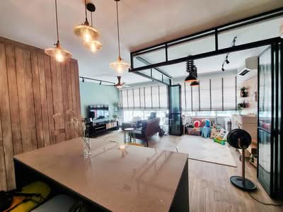 For Sale - 275A Compassvale Link