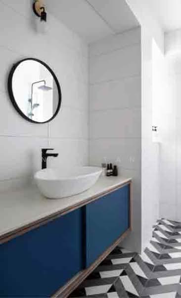 275A Compassvale Link HDB Flat For Sale at S$ 888,888 | PropertyGuru Singapore - Bathroom