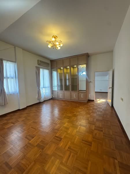 TOSCA STREET, , 5 Bedrooms, 4,250 sqft, Semi-Detached House For Rent, by Jane Lee, 500078745 - Room - PropertyGuru.com.sg