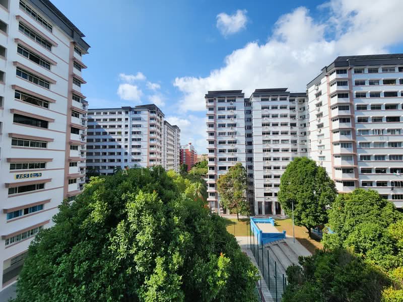 194 Pasir Ris Street 12 HDB Flat For Sale at S$ 760,000 | PropertyGuru Singapore - Exterior