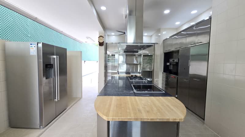 Stunning GCB, newly renovated @D10, Old holland estate, Stunning and Renovated GCB @Old holland estate district 10, 9 Bedrooms, 11,840 sqft, Good Class Bungalow For Rent, by Gina Tng, 500078760 - PropertyGuru.com.sg