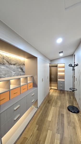 Stunning GCB, newly renovated @D10, Old holland estate, Stunning and Renovated GCB @Old holland estate district 10, 9 Bedrooms, 11,840 sqft, Good Class Bungalow For Rent, by Gina Tng, 500078760 - PropertyGuru.com.sg