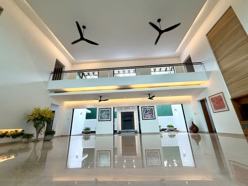 Stunning GCB, newly renovated @D10, Old holland estate, Stunning and Renovated GCB @Old holland estate district 10, 9 Bedrooms, 11,840 sqft, Good Class Bungalow For Rent, by Gina Tng, 500078760 - Interior - PropertyGuru.com.sg