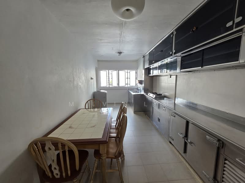 133 Lorong Ah Soo, 133 Lorong Ah Soo, 3 Bedrooms, 1,141 sqft, HDB Flat For Rent, by Melvin Lim, 500078794 - Kitchen - PropertyGuru.com.sg