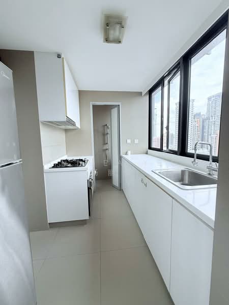 Domus, 8 Irrawaddy Road, 3 Bedrooms, 1,367 sqft, Condominium For Rent, by Anthea Yeo 杨丽娇, 500078796 - Kitchen - PropertyGuru.com.sg