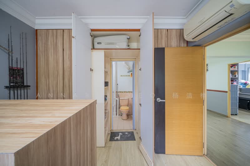 36 Marsiling Drive HDB Flat For Sale at S$ 545,000 | PropertyGuru Singapore - Bathroom