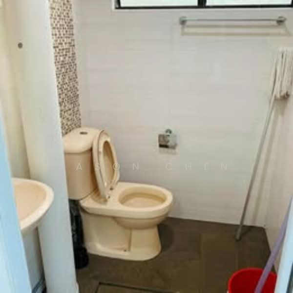 50 Dorset Road, 50 Dorset Road, 2 Bedrooms, 730 sqft, HDB Flat For Rent, by Jason Chen, 500078820 - Bathroom - PropertyGuru.com.sg