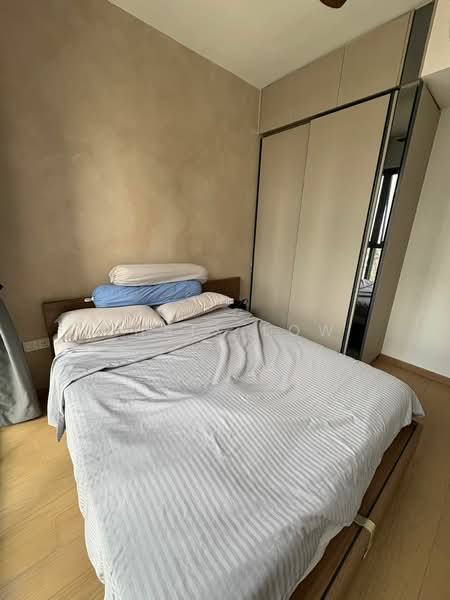 Midwood Condominium For Sale at S$ 1,260,000 | PropertyGuru Singapore - Bedroom