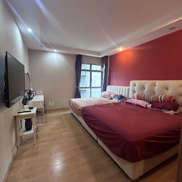 The Florida Condominium For Sale at S$ 1,530,000 | PropertyGuru Singapore - Bedroom