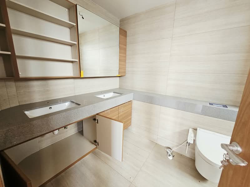 Brand New Semi D in Serangoon Gardens Semi-Detached House For Sale at S$ 12,000,000 | PropertyGuru Singapore - Bathroom