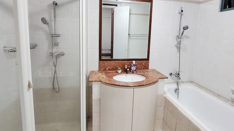 12-12 MBR6 Bathroom