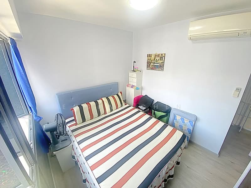 748B Bedok Reservoir Crescent HDB Flat For Sale at S$ 699,999 | PropertyGuru Singapore - Bedroom