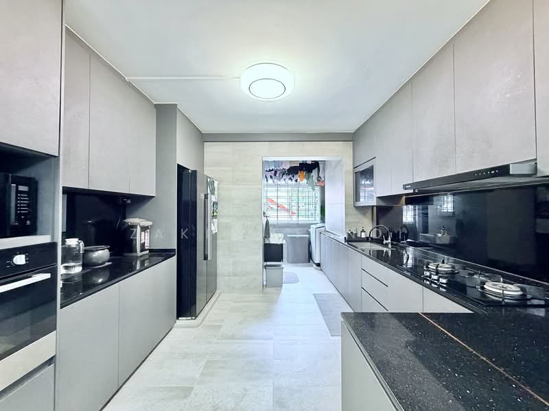 401 Serangoon Avenue 1 HDB Flat For Sale at S$ 850,000 | PropertyGuru Singapore - Kitchen