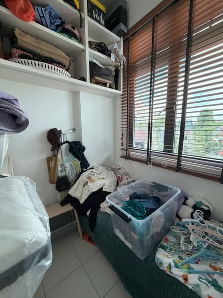 East Palm, 1 Palm Road, 3 Bedrooms, 1,170 sqft, Condominium For Rent, by Ruth Wong, 500078874 - Yard/ helper room - PropertyGuru.com.sg
