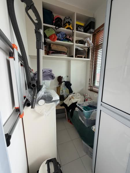 East Palm, 1 Palm Road, 3 Bedrooms, 1,170 sqft, Condominium For Rent, by Ruth Wong, 500078874 - Yard/helper room - PropertyGuru.com.sg