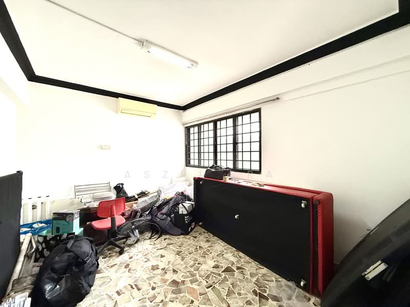 For Sale - 311 Jurong East Street 32