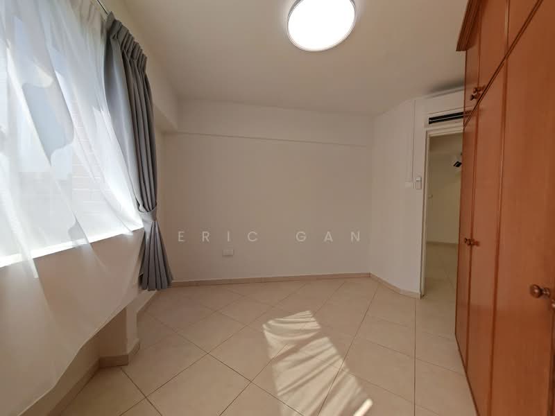 Chancery Court, 36A Dunearn Road, 2 Bedrooms, 926 sqft, Condominium For Rent, by Eric Gan, 500078885 - Common Bedroom - PropertyGuru.com.sg