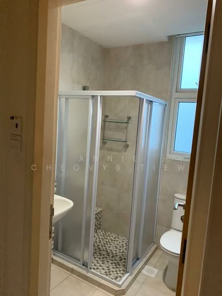 East Shine, 57 Lorong Melayu, 3 Bedrooms, 980 sqft, Apartment For Rent, by Annie Cheovys Tiew, 500078896 - Bathroom - PropertyGuru.com.sg