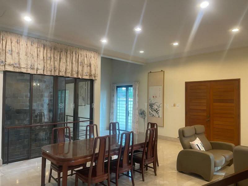 DONT MISS! WIDE FRONTAGE SEMI-D @ GROVE! MOVE-IN! 1KM TO HENRY PARK SCHOOL! NEAR PARK! 9623.4620. Semi-Detached House For Sale at S$ 10,480,000 | PropertyGuru Singapore - Dining Room