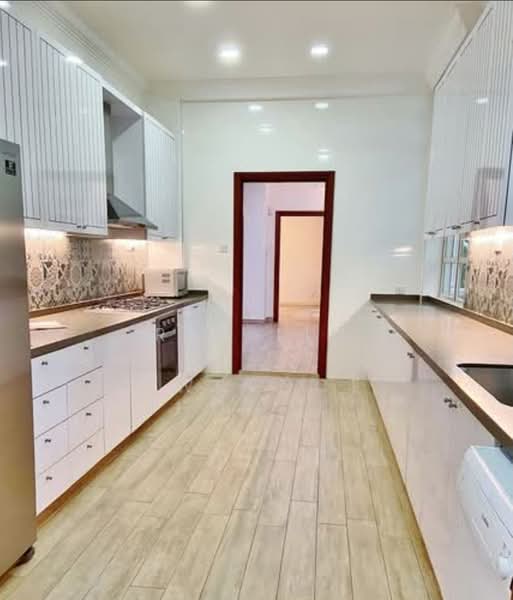 Beechwood Groove, Beechwood Grove, 8 Bedrooms, 8,183 sqft, Bungalow House For Rent, by Ray Lim, 500078911 - Kitchen - PropertyGuru.com.sg