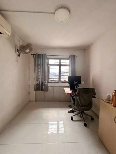 285D Toh Guan Road HDB Flat For Sale at S$ 1,000,000 | PropertyGuru Singapore - Study