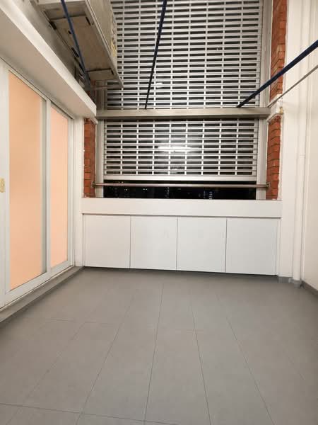 150 Mei Ling Street, 150 Mei Ling Street, 4 Bedrooms, 1,582 sqft, HDB Flat For Sale, by Angela Sng, 500078923 - Balcony - PropertyGuru.com.sg