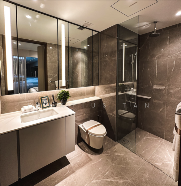 Grand Dunman Condominium For Sale at S$ 1,950,000 | PropertyGuru Singapore - Bathroom