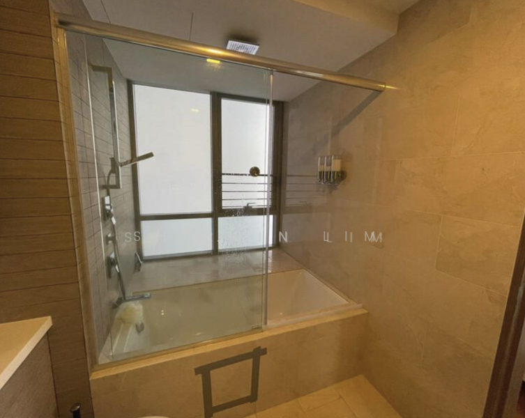 V on Shenton Condominium For Sale at S$ 2,080,000 | PropertyGuru Singapore - Bathroom
