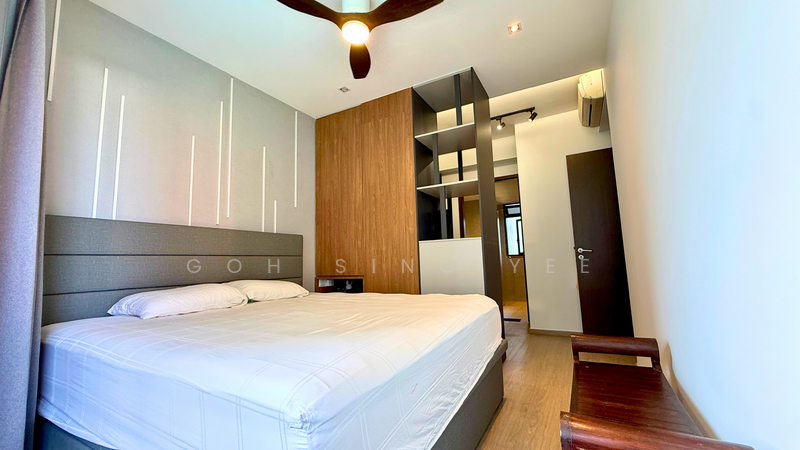 iNz Residence Condominium For Sale at S$ 1,800,000 | PropertyGuru Singapore - Bedroom