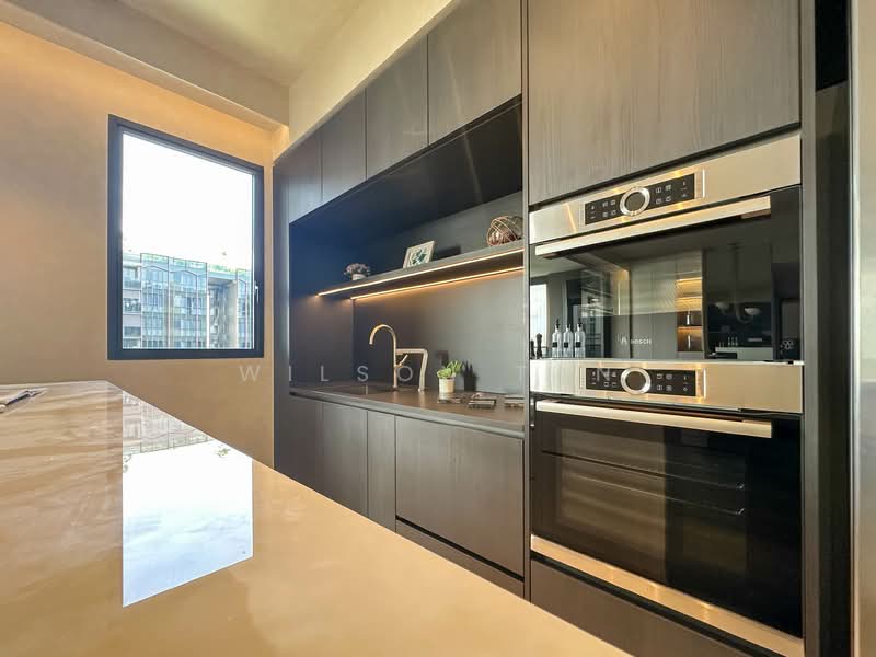 LIV @ MB Condominium For Sale at S$ 4,650,000 | PropertyGuru Singapore - Dry Kitchen