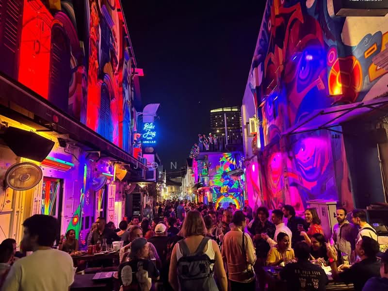Haji Lane, Haji Lane, 500 sqft, Shop / Shophouse For Rent, by Jon Lim, 500079004 - Exterior - CommercialGuru.com.sg