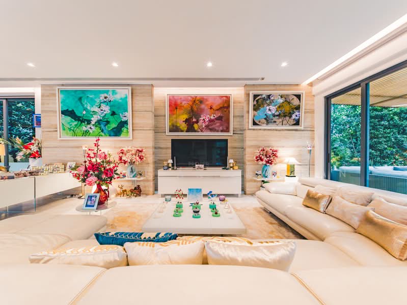 For Sale - STUNNING VIEWS Rare Elevated Exclusive Detached in D11