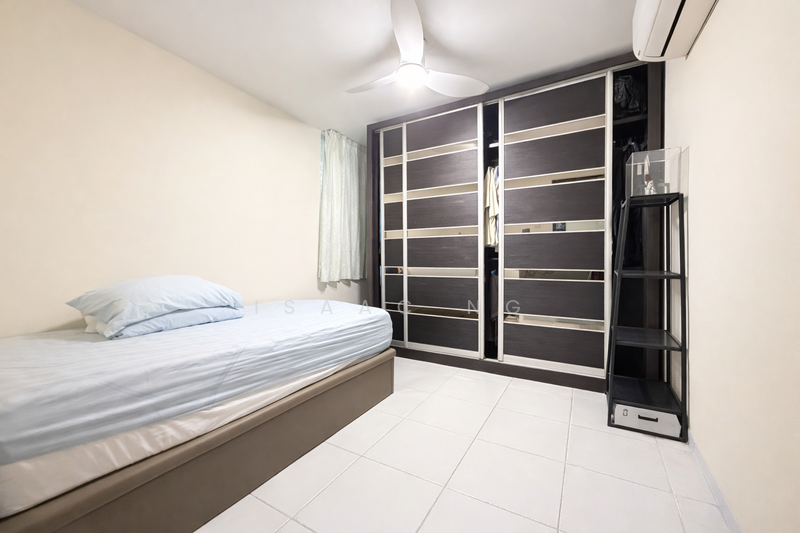 Sunny Grove Condominium For Sale at S$ 1,580,000 | PropertyGuru Singapore - Bedroom