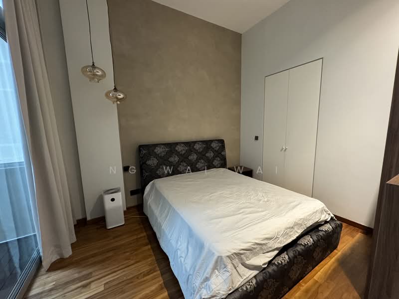 East Coast Residences Condominium For Sale at S$ 2,450,000 | PropertyGuru Singapore - Master Bedroom