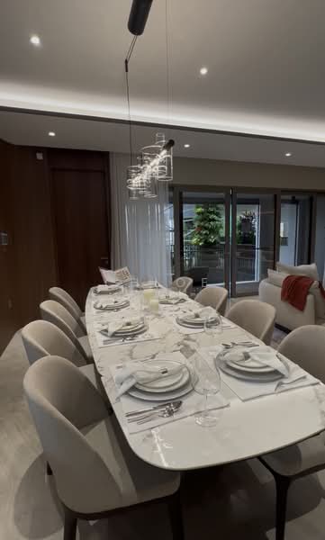 The Giverny Residences Condominium For Sale at S$ 9,566,000 | PropertyGuru Singapore - Dining Room