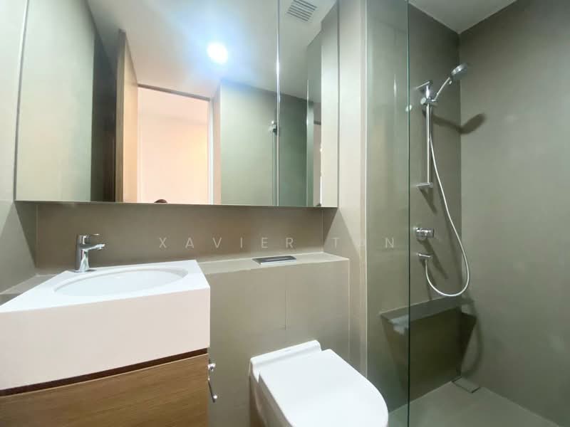 Echelon, 7 Alexandra View, 2 Bedrooms, 732 sqft, Condominium For Rent, by Xavier Tan, 500079056 - Bathroom - PropertyGuru.com.sg