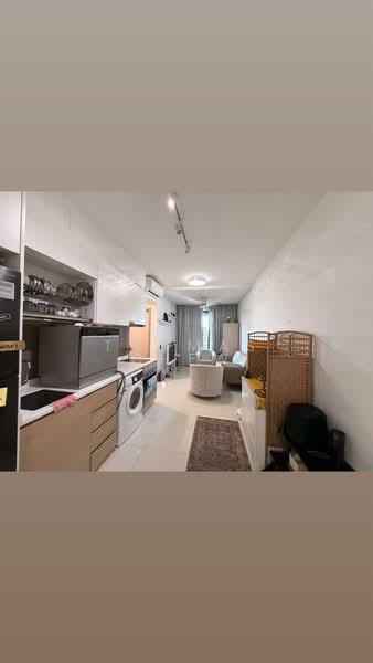 Treasure at Tampines, 57 Tampines Lane, 2 Bedrooms, 657 sqft, Condominium For Rent, by Thomas Chew, 500079080 - Kitchen - PropertyGuru.com.sg