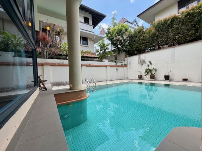 For Sale - Cheap! Elevated Bungalow, 3sty + Basement, 8 Bedrooms, Pool, N-S, Mrt, Rare