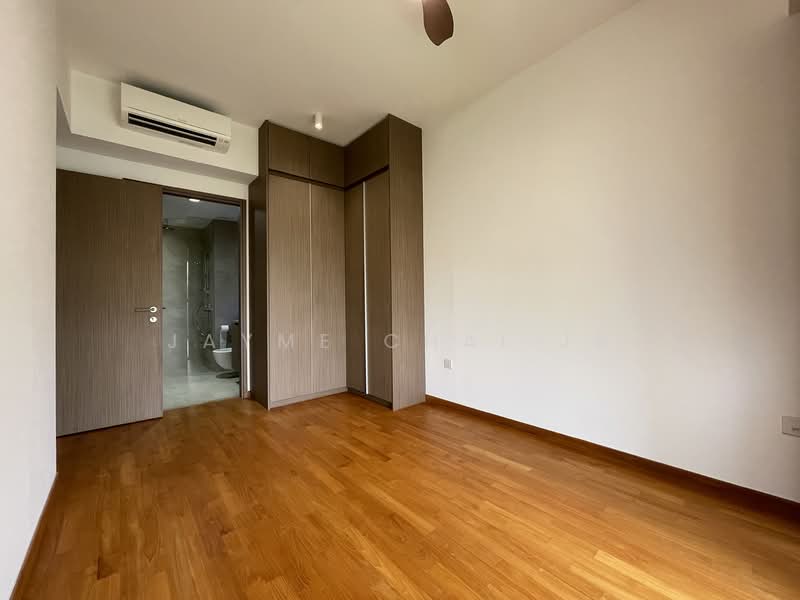Seaside Residences Apartment For Sale at S$ 1,850,000 | PropertyGuru Singapore - Bedroom